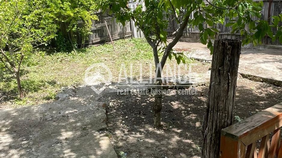 VALU LUI TRAIAN ( cod02) - Teren 677 mp cu o casa batraneasca - Poză 4