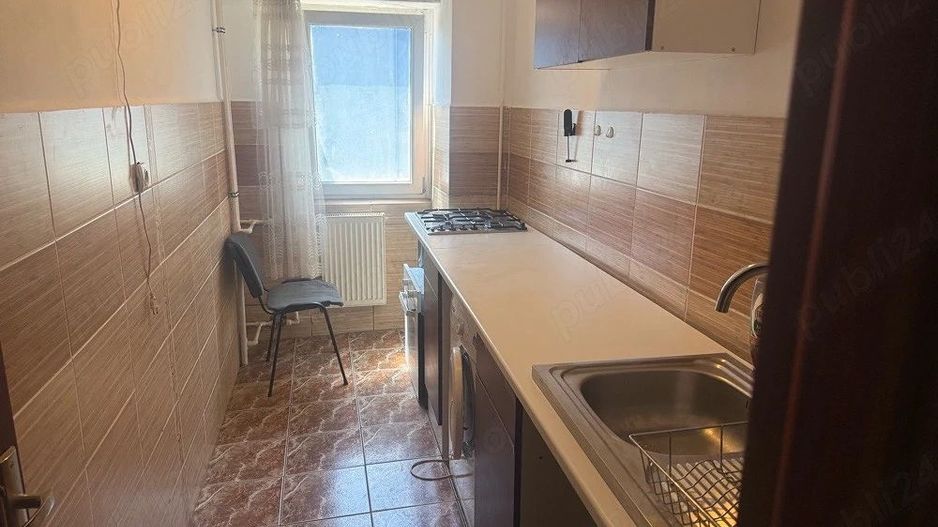 De Închiriat: Garsonieră Decomandată– Zona Tineretului - Poză 6