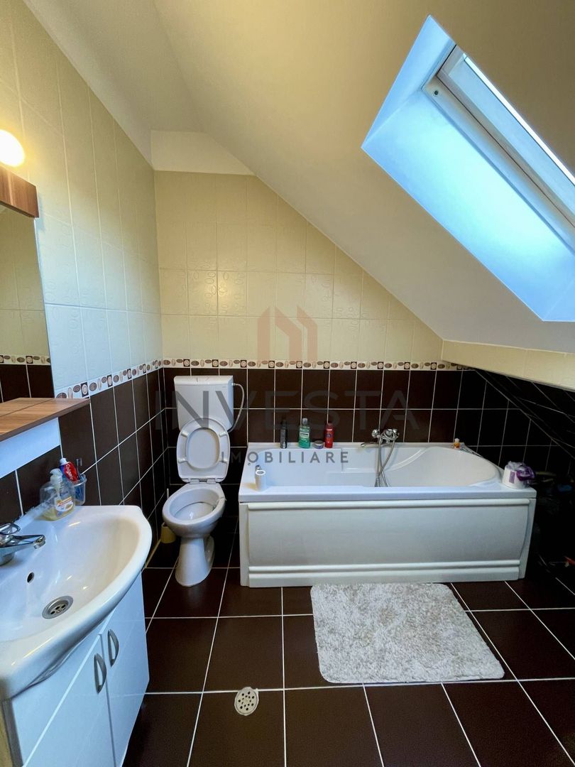 Apartament de 90 mp in Vila , la 5 minute de Kaufland Manastur. - Poză 8