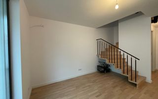 CASA NOU CONSTRUITA IN COMPLEX REZIDENTIAL LA VANZARE IN PIPERA - Poză 10