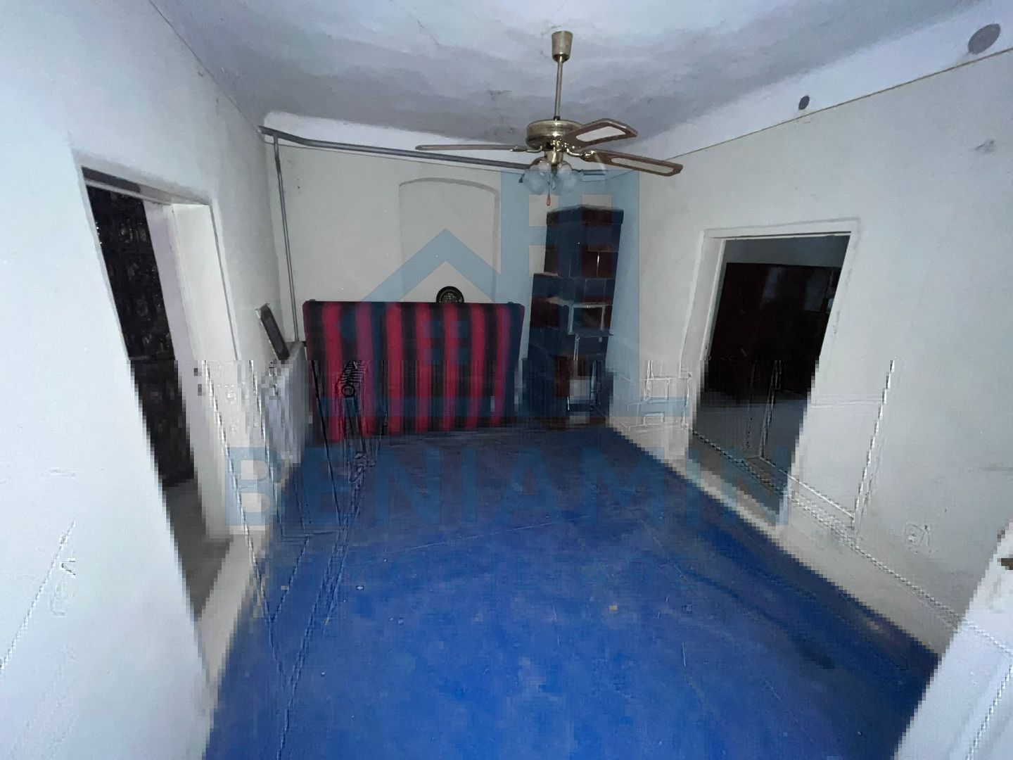 Casă cu personalitate și teren generos in Livezi, comuna Podari - Poză 4