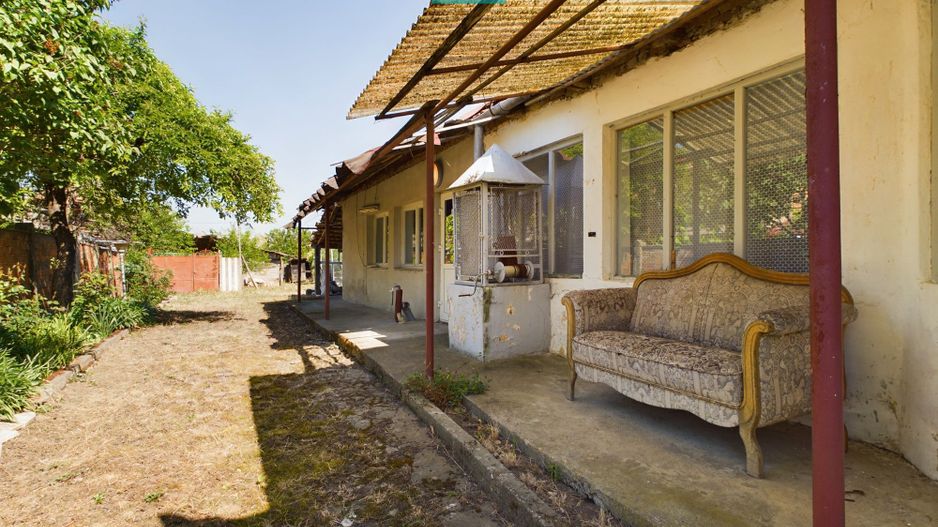 Casă cu 4 camere în Cruceni - Poză 10