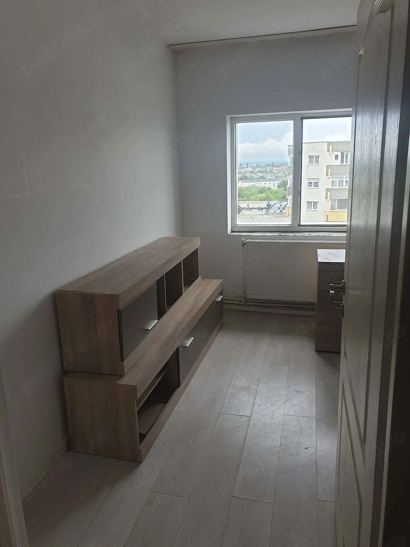 BRASADAS vinde ap 4 cam etaj 10/10 Careiului. - Poză 10