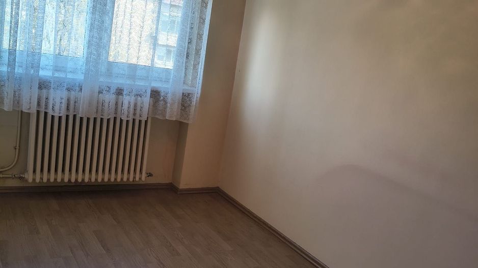 Apartament cu 3 camere in Rogerius - Poză 3