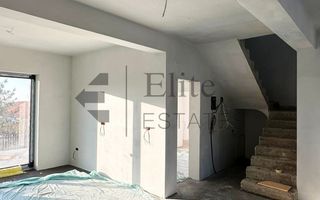 Casa pe deal de vanzare cu 5 camere - Poză 7