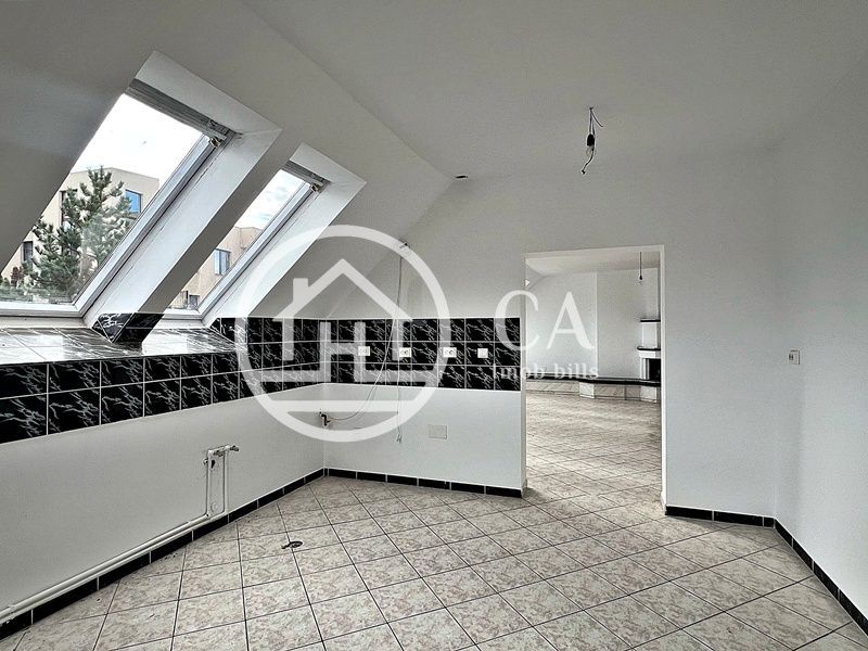 Casa de închiriat cu 11 camere în zona Gheorghe Doja, Oradea - Poză 5