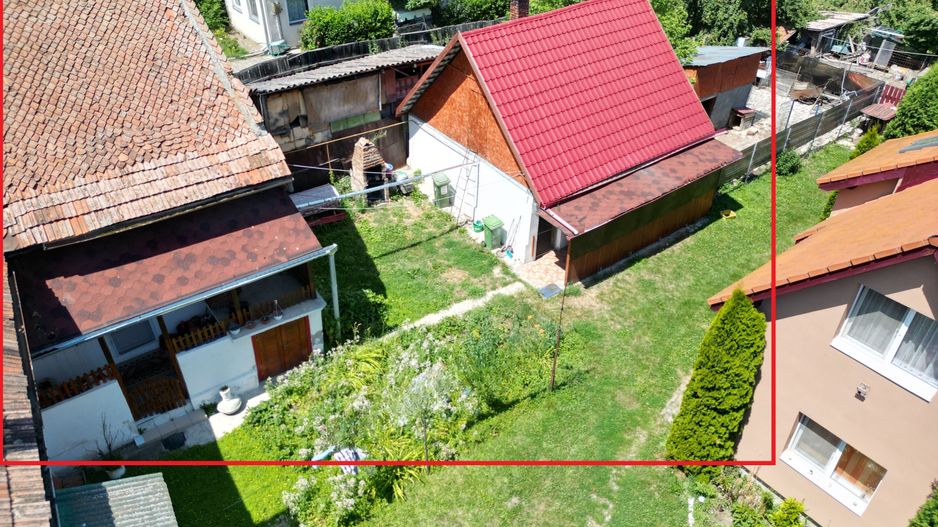 Doua case de vanzare 75 M² + curte 720 M² Piata Kalvin - Poză 3