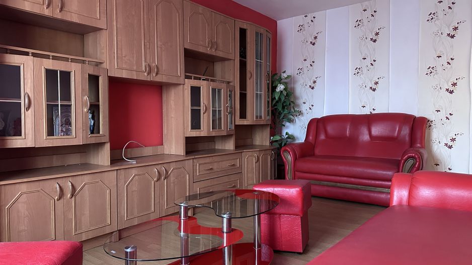 De vânzare! Apartament spațios cu 3 camere! - Poză 1