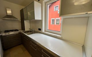 Apartament cu 3 camere de închiriat Dumbravita - Poză 6