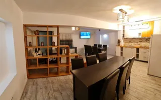 Vila P+1E,  7 camere, curte amenajata   - zona Mall, George Cosbuc, 2750 E - Poză 17