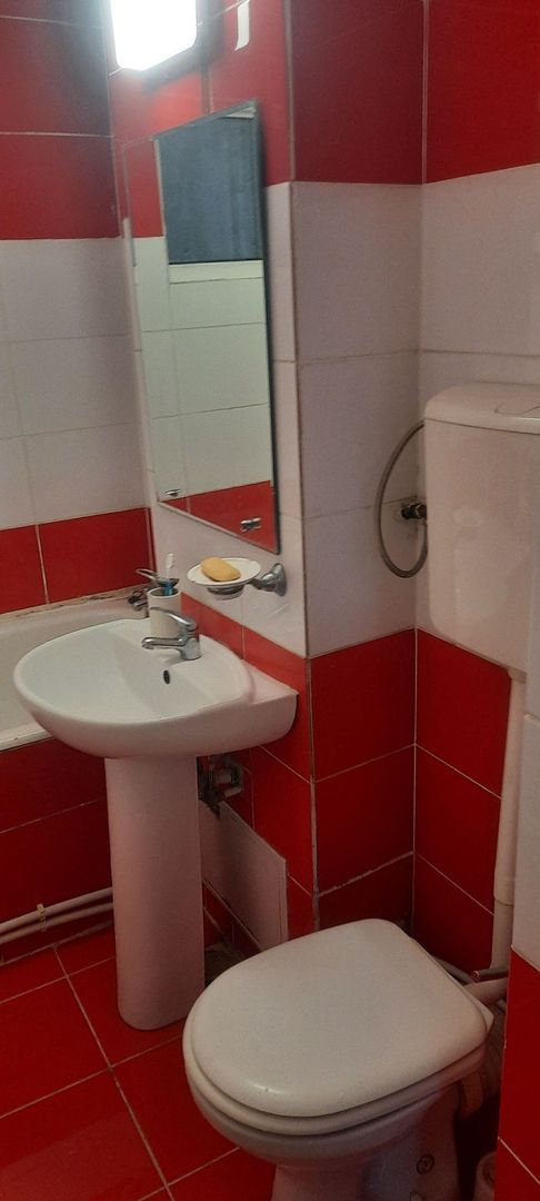 Apartament 2 camere- Craiovita Noua, Scoala 33 - Poză 3