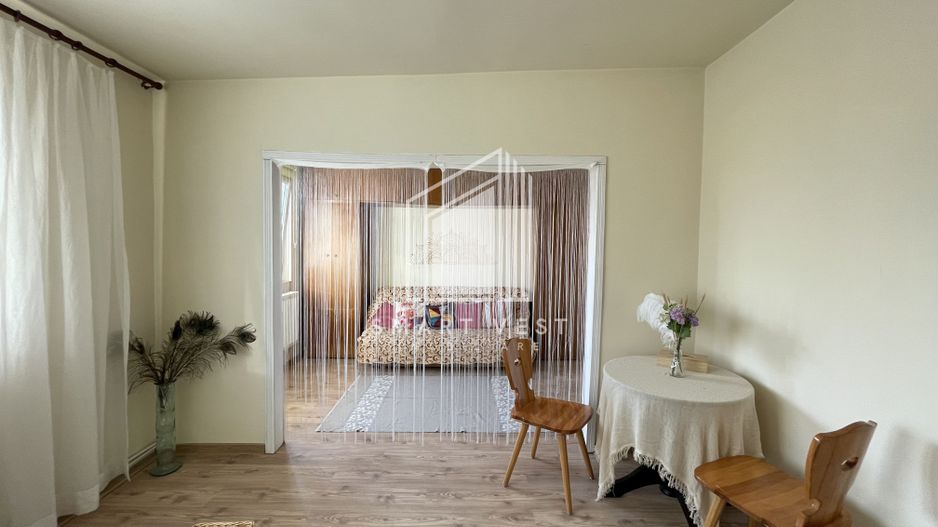 Apartament 2 camere | Etaj 4 | Zona Micro 14 - Poză 1