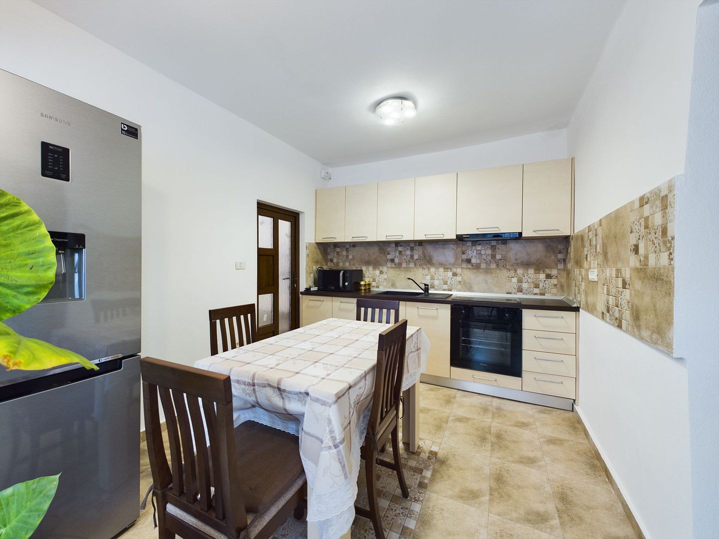 Casă frumoasă în Gai - Poză 2