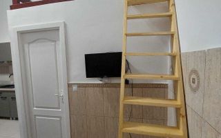 Garsonieră modernă cu pivniță și curte, liceu Mihai Eminescu. - Poză 5