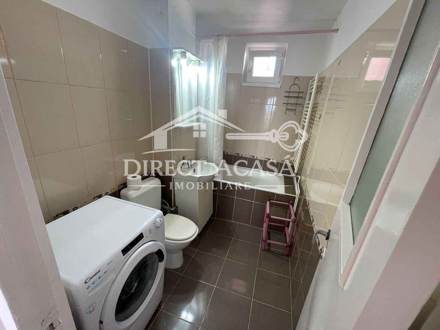 Apartament 3 camere de inchiriat-str Ciucas-Zona Dambu - Poză 5