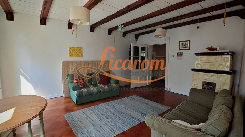 CASA SASEASCA comuna VULCAN,zona foarte buna,teren 3000 mp - Poză 4