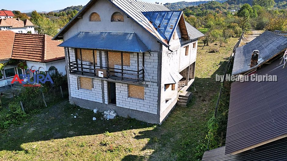 Casă P+1 la roșu, teren 2.600 mp – DN73, Mihaești - Poză 15