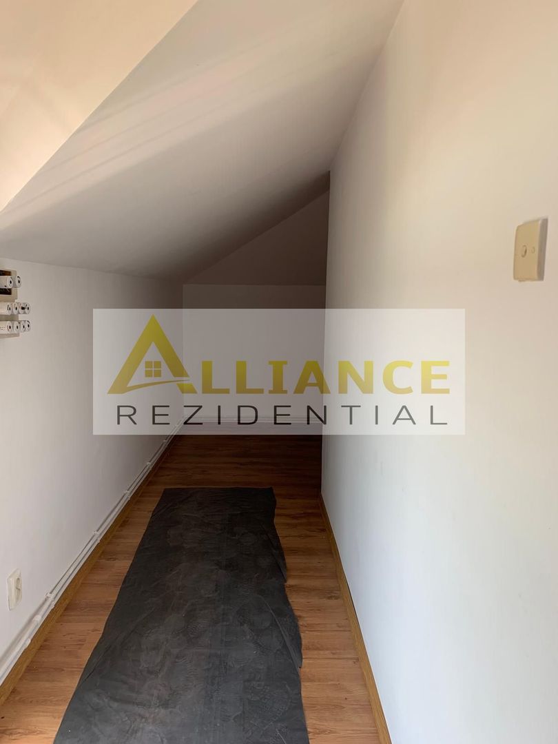 Catelu-Casa S+P+1+M - 14 Camere-1550 Teren - Poză 21