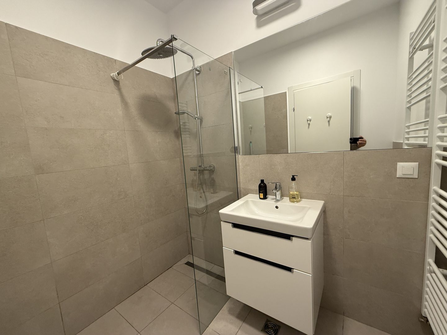 Apartament Jandarmeriei | Stejarii (The Ivy) - Poză 4