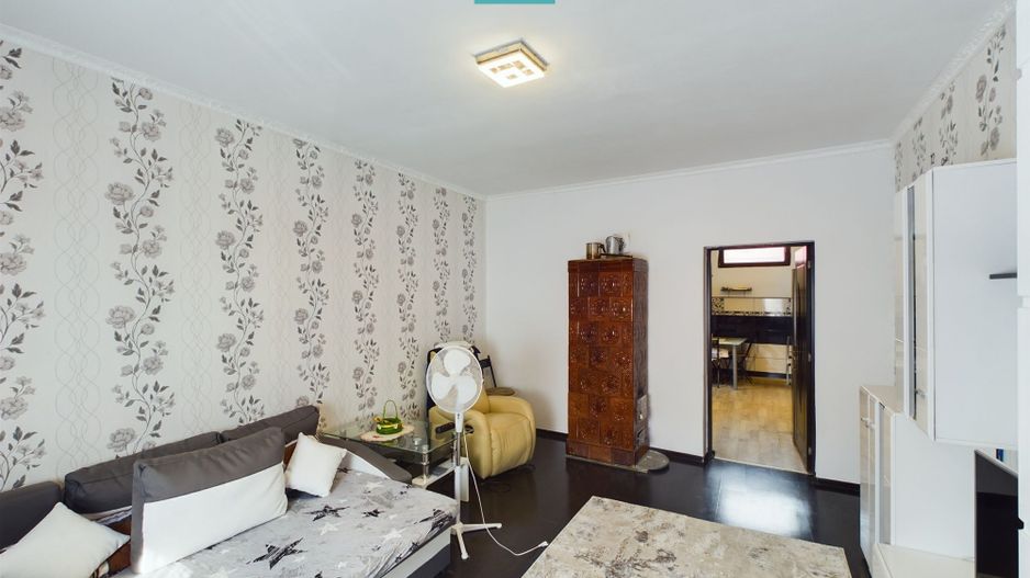 Casă cu 1 cameră în centrul Lipovei - Poză 3