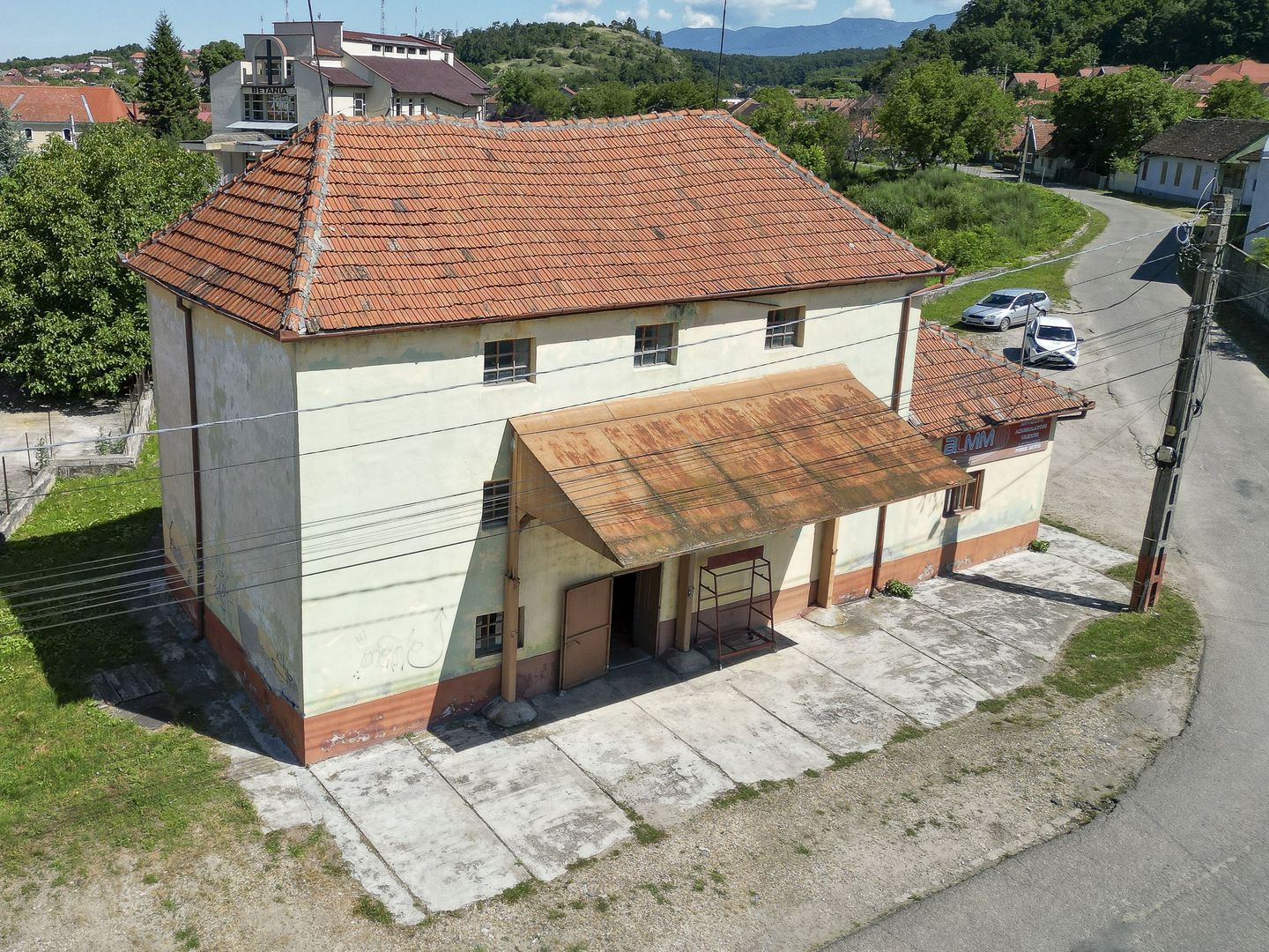 Oportunitate de investiție în orașul Sebiș - Poză 1