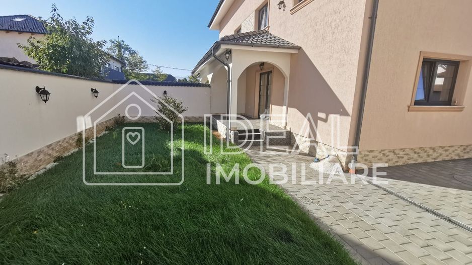 Duplex  Modern cu 6 camere, si teren de 270 mp, in Selimbar - Poză 3