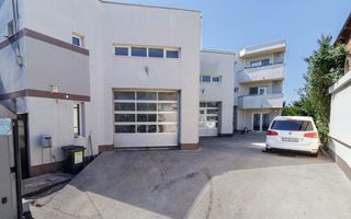 Clădire Modernă, Ideală pentru Locuință sau Afacere, cu Terasă Panoramică - Poză 28