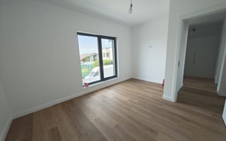 Casa P+M moderna - 4 dormitoare - Str. Aviatorilor - Poză 9