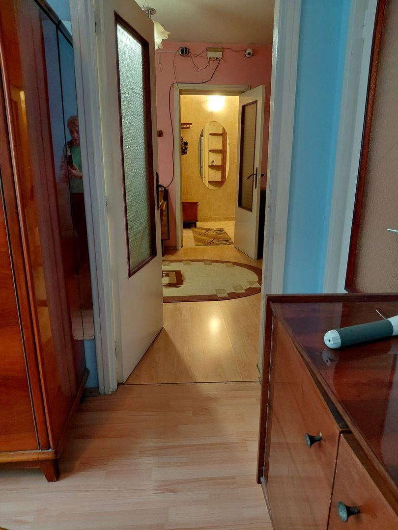 Apartament cu 2 camere Tiglina 1,et.2,strada Saturn zona pietei - Poză 6