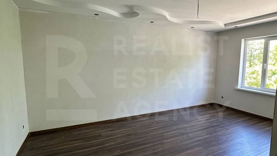 Vânzare 2 case pe un teritoriu, situată pe satul. Marandeni. - Poză 9