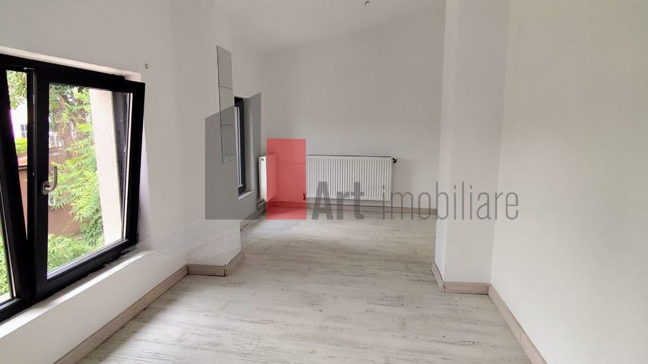 Spatiu comercial/vila cu teren de inchiriat in zona Buzesti - Poză 8