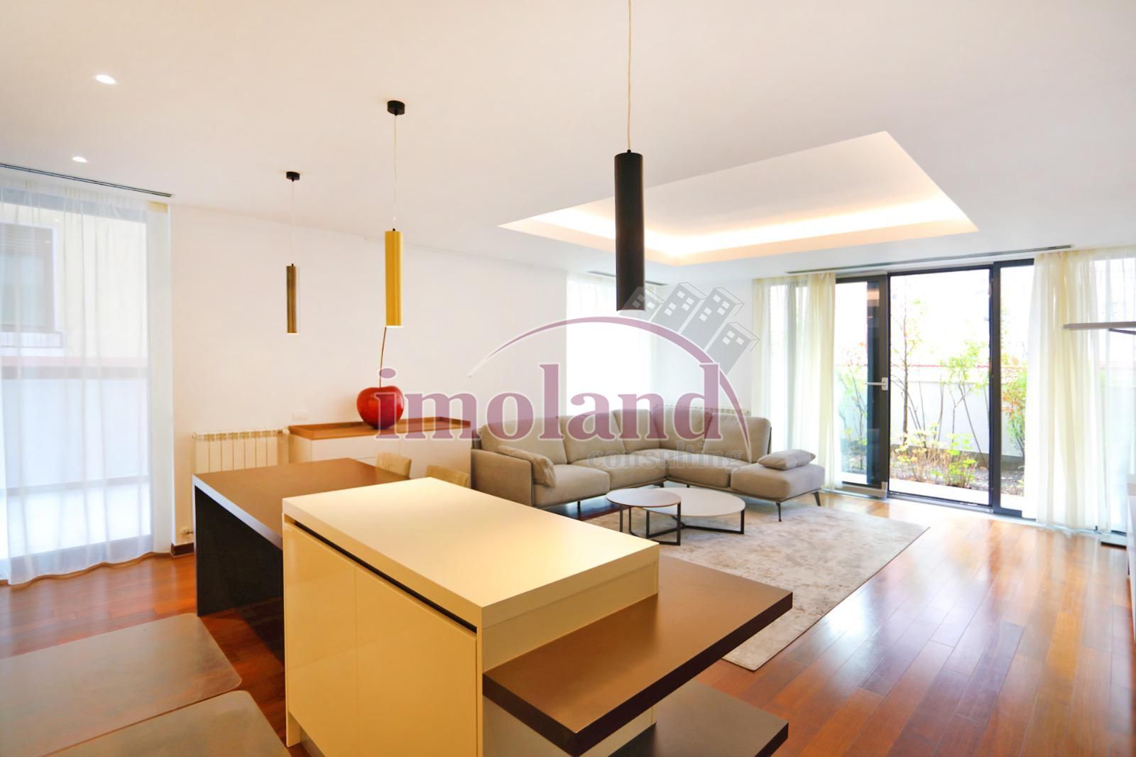 Inchiriere - parter inalt - 4 camere cu terasa - Primaverii - Charles de Gaulle - Poză 3