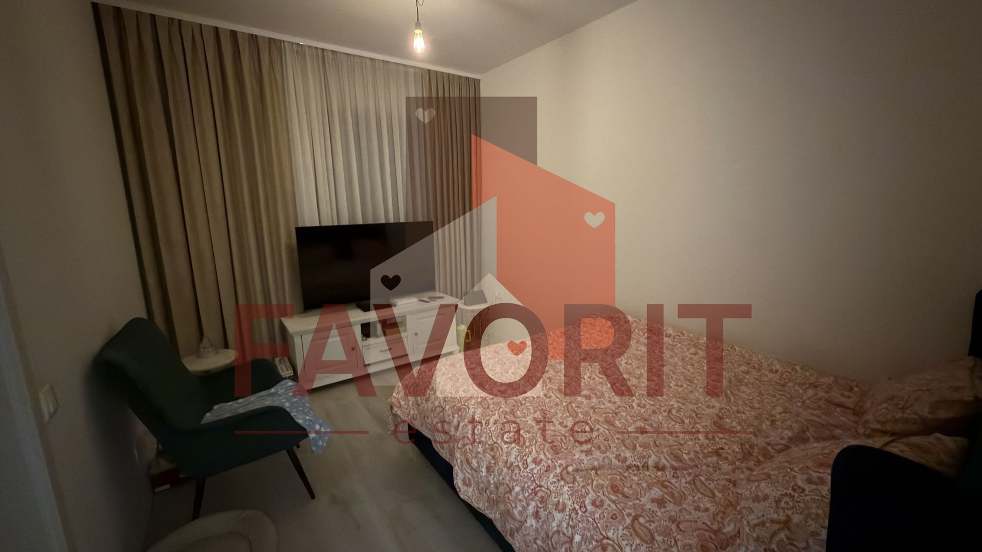 Decomandat. Cu gradina proprie. Mobilat si utilat - Poză 5