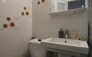 Piata Vicotoriei, 3 camere, centrala proprie - Poză 8