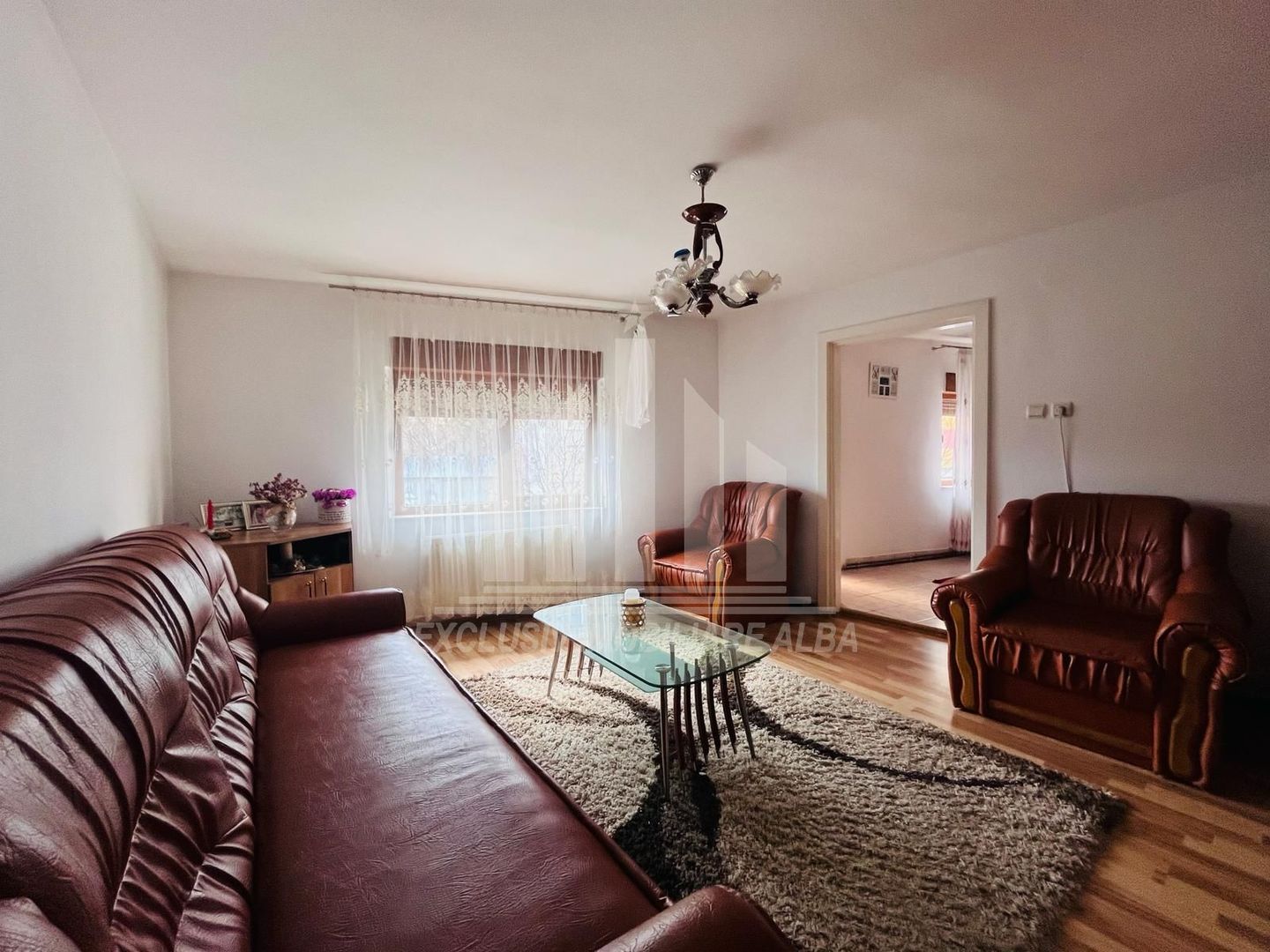 Apartament cu 3 camere la casa, Tolstoi - Poză 1