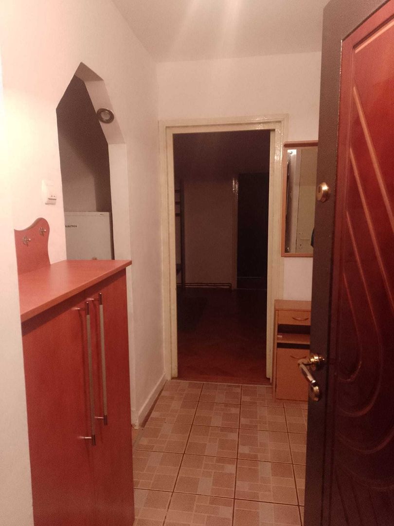 Inchiriez apartament cu 2 camere - Poză 3