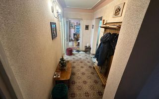 Ap 3 cam decomandat Ultracentral, et 8/10, 65 mp- 215.000 € - Poză 5