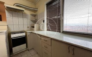 Apartament cu 3 camere de vanzare în Zona Nufărul, Oradea - Poză 8