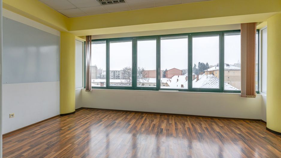 Spațiu birou individual în Brașov, Centru: 39 mp utili pe Strada N. Titulescu - Poză 7