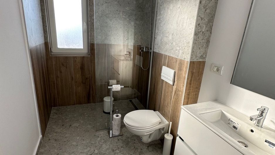 Apartament la prima inchiriere - Poză 9