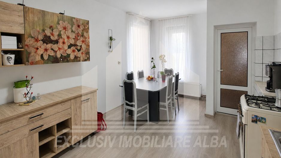 Casa individuala | 320 mp | 750 mp teren | Toate utilitatile | Cetate - Poză 3