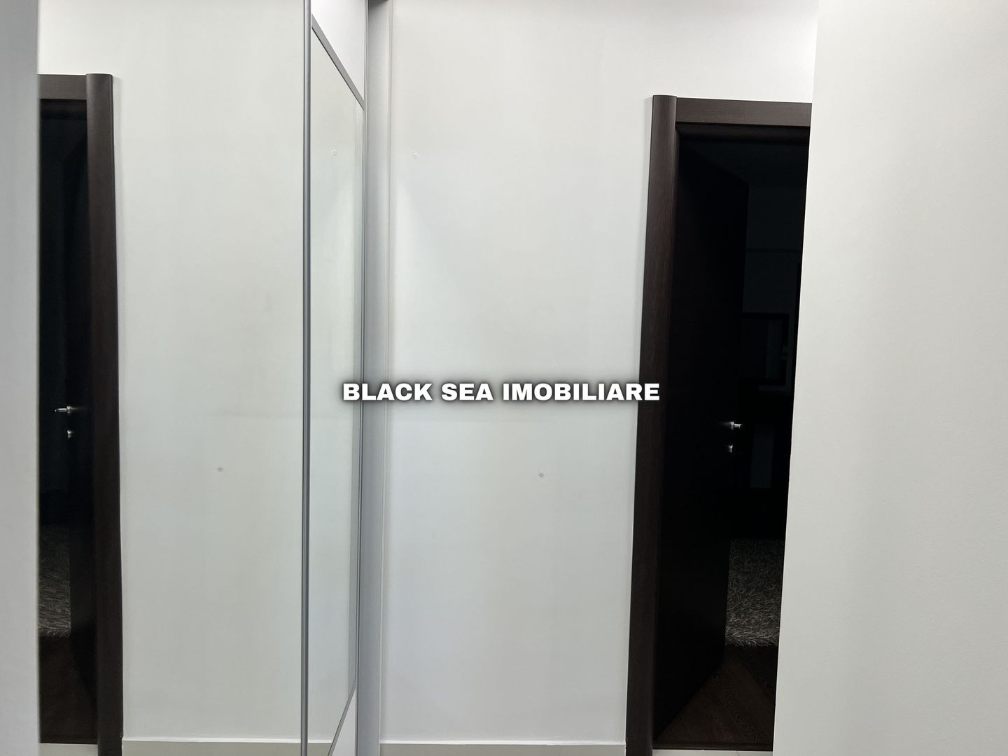 Apartament 2 camere Ultramodern – Zona Dacia, Constanța - Termen Lung - Poză 12