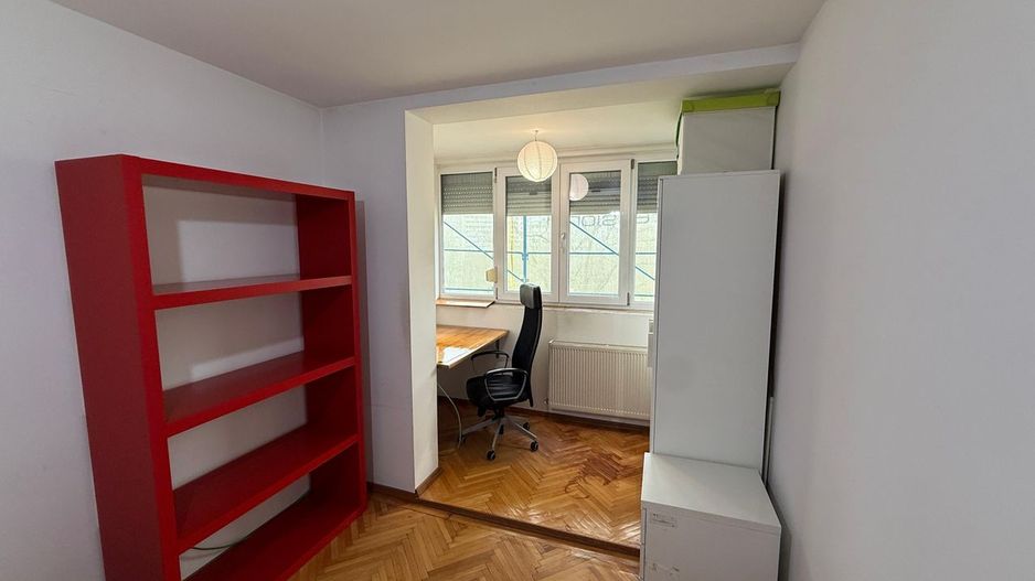 Apartament 4 camere decomandat, metrou 3 min, etaj 4/4, zonă liniștită Titan - Poză 6