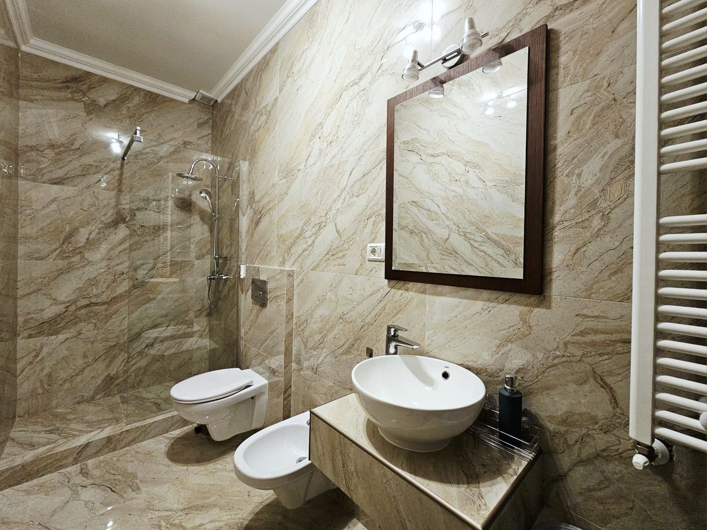 Apartament 2 camere de vanzare Brasov Tractorul terasa mare - Poză 13