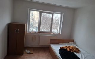 Închiriez camera de cămin - Poză 1