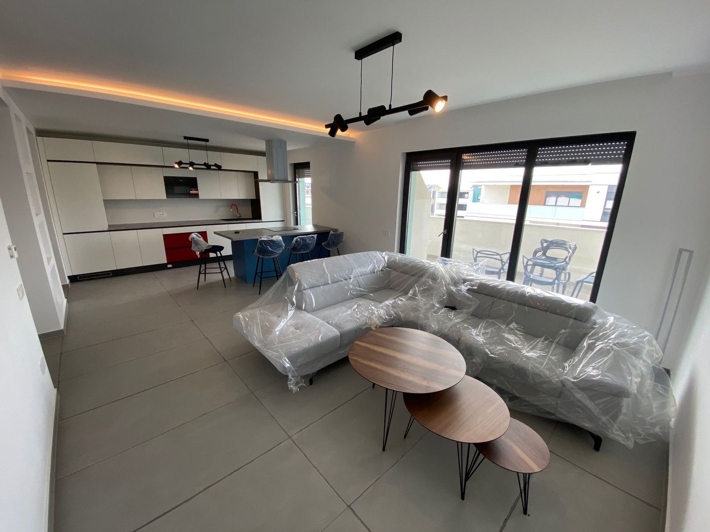 Penthouse  3 camere - Dumbravita - Poză 1