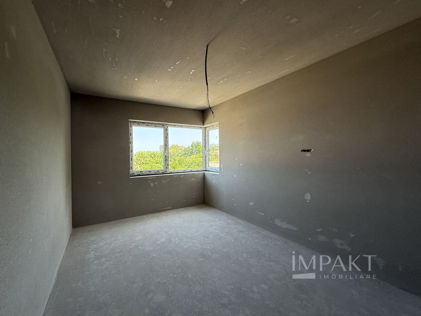 Case cuplate la liziera padurii , ideale pentru 2 familii ! - Poză 22