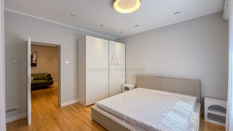 3 camere zona Capitale - Poză 2