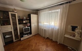 Apartament 3 camere, decomandat - zona Cetate - Poză 6