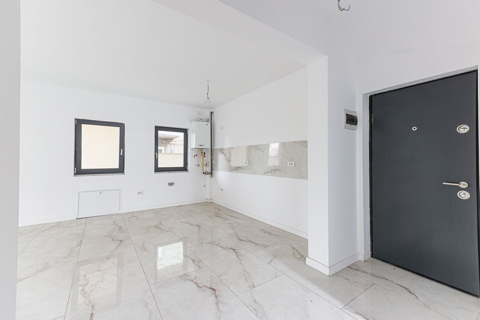 Apartament nou, ultracentral, cu loc de parcare privat | 110.000 € - Poză 7